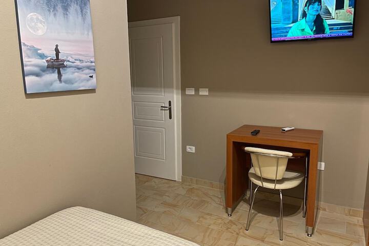 Room 11 of 55