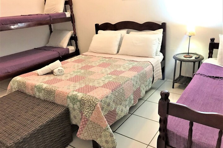 Room 20 of 102