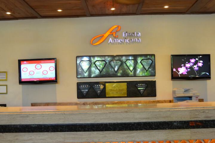Hotel Interior 4 of 233