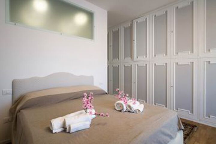 Room 8 of 21
