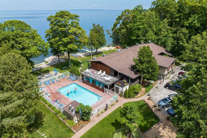 The Shallows Resort