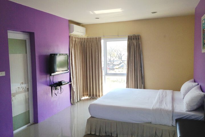 Room 7 of 36