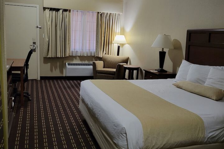 Room 20 of 54