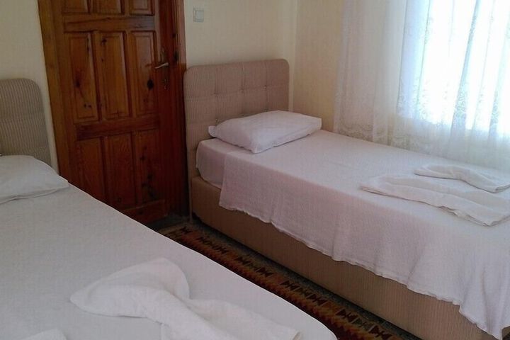 Room 7 of 21