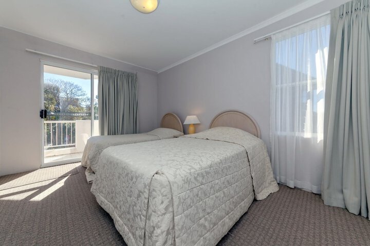 Room 3 of 18