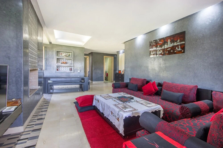 Family House in Prestigia