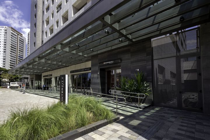 Hotel 76 of 78