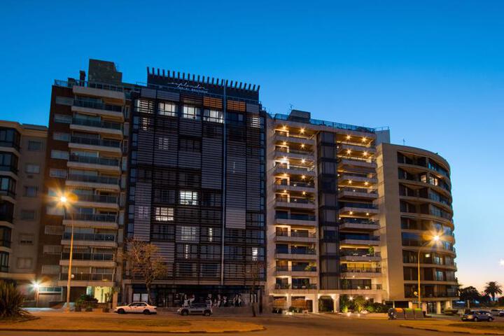 Esplendor by Wyndham Montevideo Punta Carretas in Montevideo