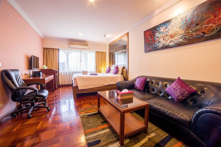 Room 16 of 34