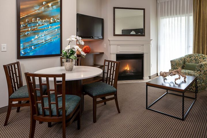 Room 4 of 24