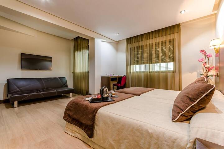 Room 10 of 22