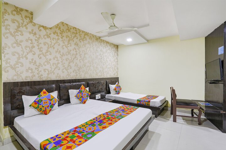 Room 5 of 23