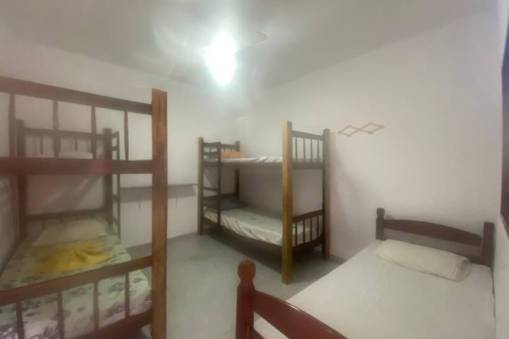 Room 6 of 47