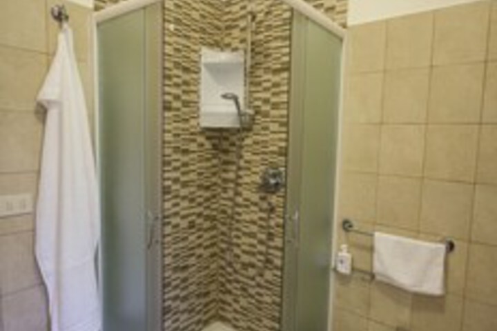 Room 4 of 19
