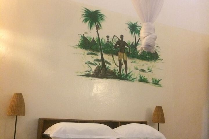 Room 9 of 65