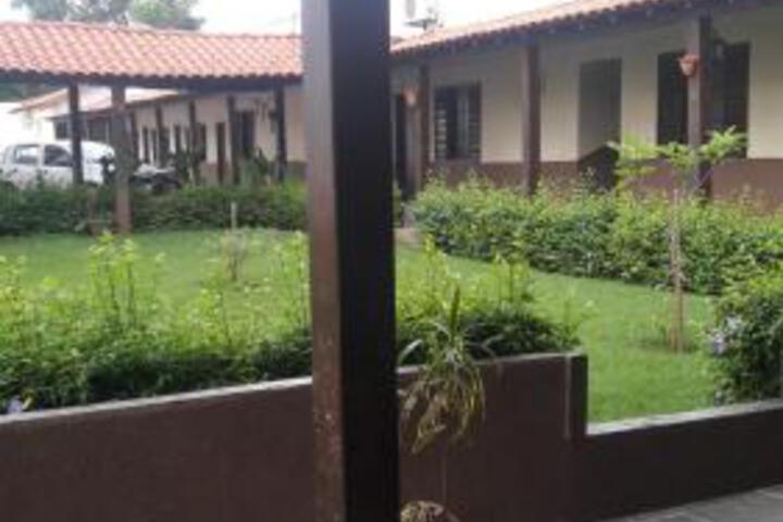 Hotel Aruana