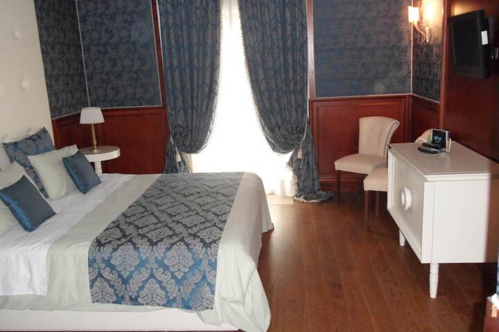 Room 14 of 62