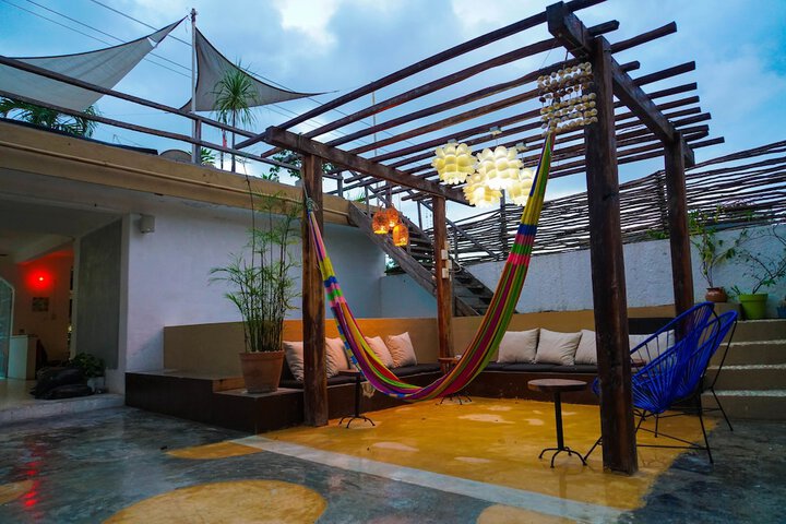 Hotel Exterior 38 of 45