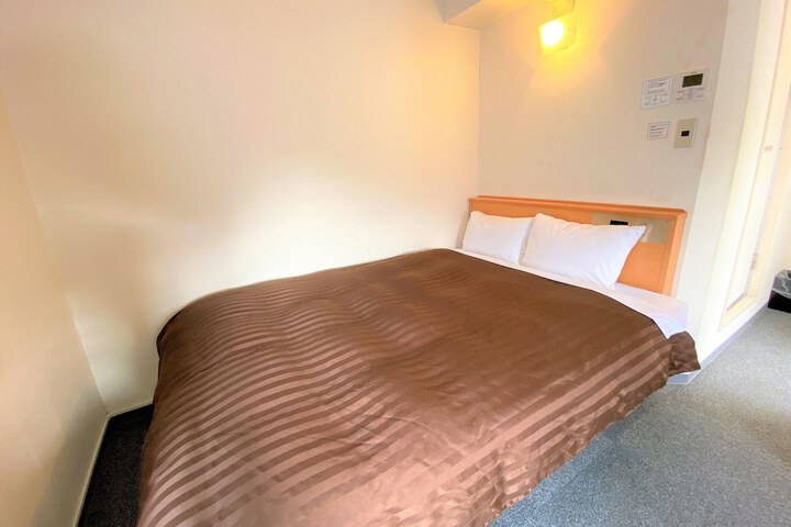Room 30 of 99