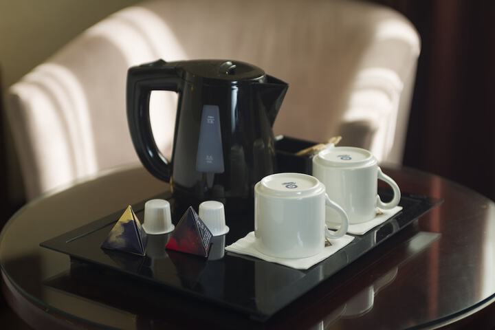 Breakfast/Coffee Service 24 of 83