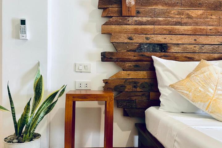 Siargao Sunflower Suites