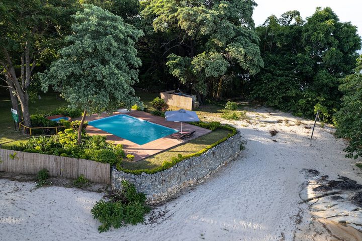 Pool 24 of 66