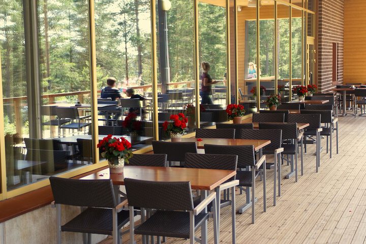 Dining 82 of 116