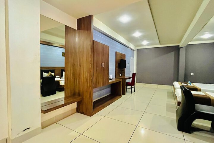 Room 44 of 84