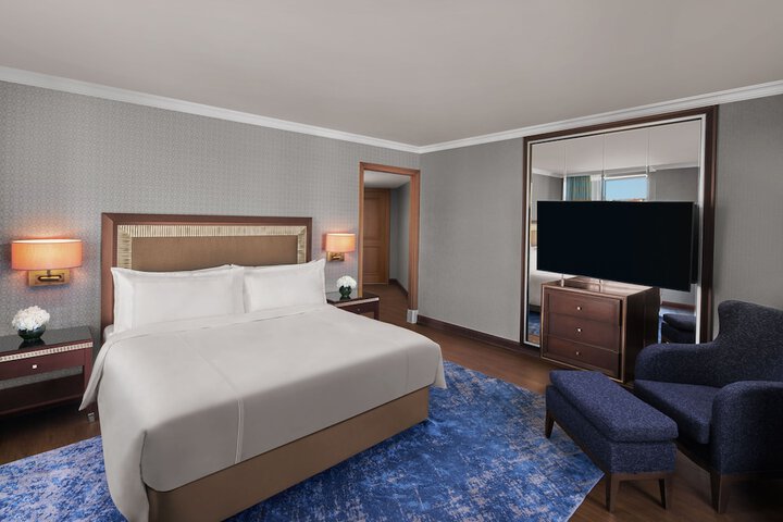 Room 15 of 51