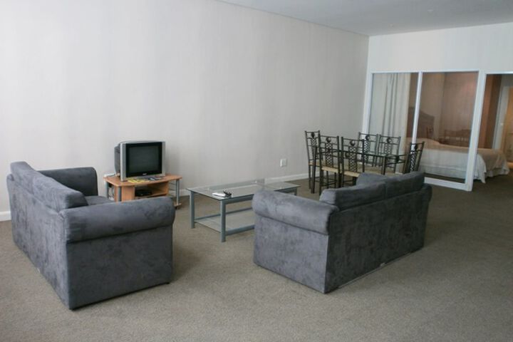 Room 16 of 26