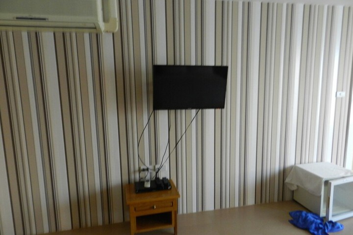 Room 128 of 259