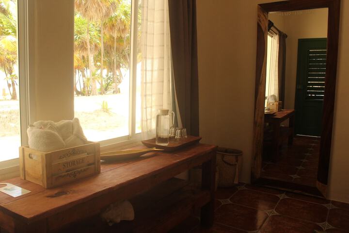 Room 4 of 134