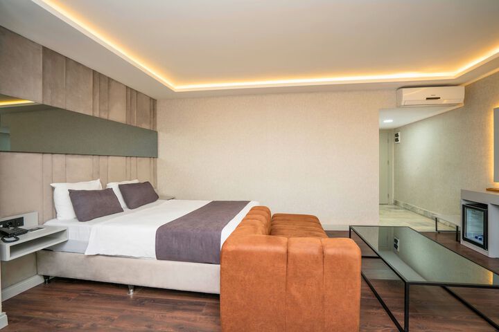 Room 21 of 63