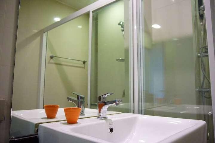 Room 60 of 73