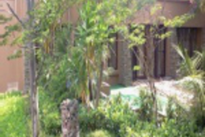 Hotel Exterior 13 of 96