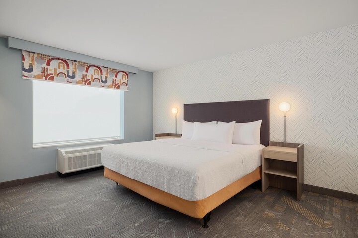 Room 10 of 44