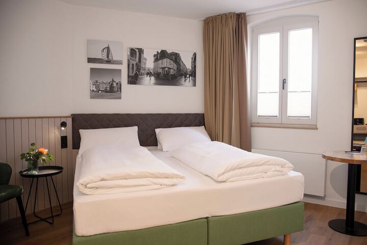 Room 9 of 55