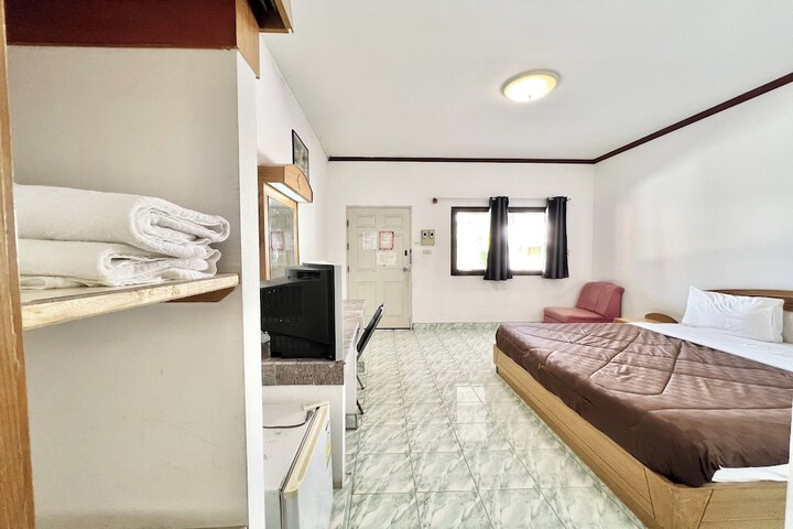 Room 40 of 78