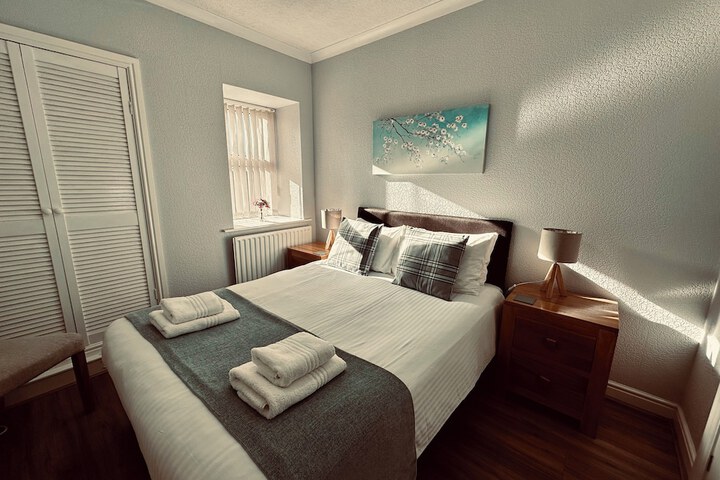 Room 73 of 95