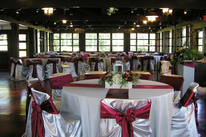 Ballroom/Hall 92 of 109