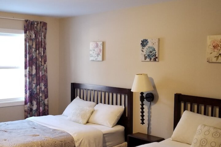 Room 17 of 163
