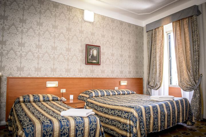 Room 23 of 54
