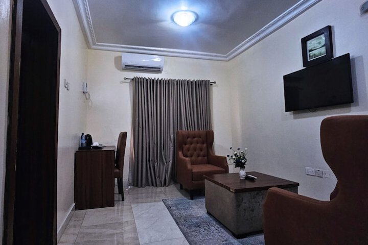 Room 31 of 81