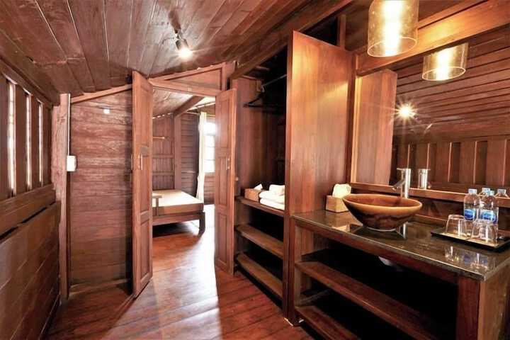 Room 40 of 50