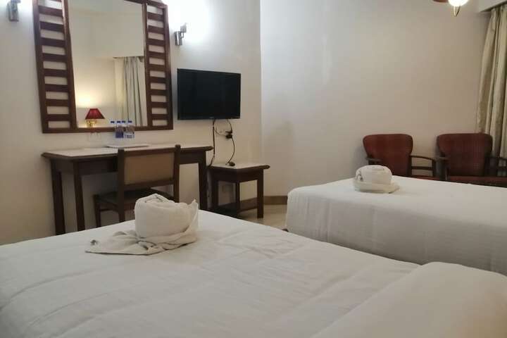 Room 63 of 181