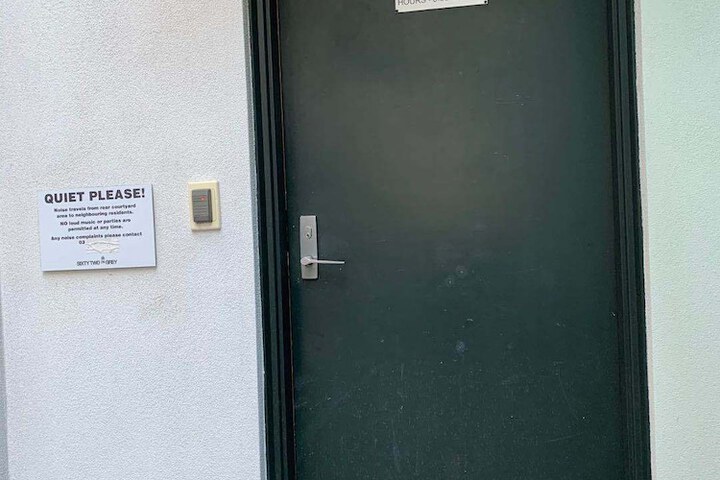 Room 70 of 82