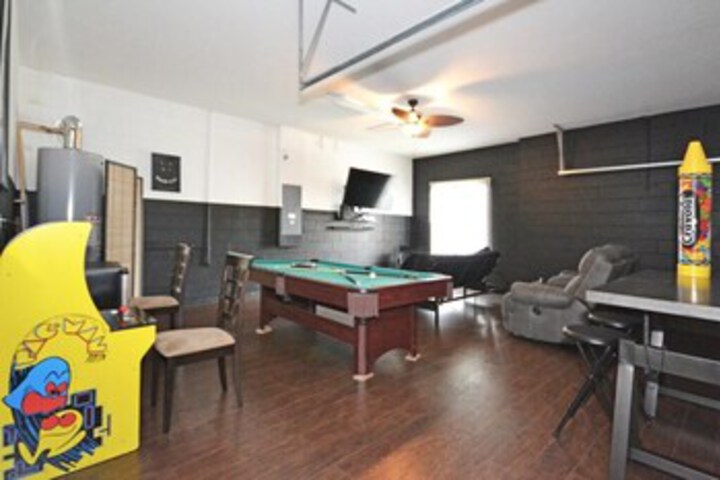 Room 16 of 70