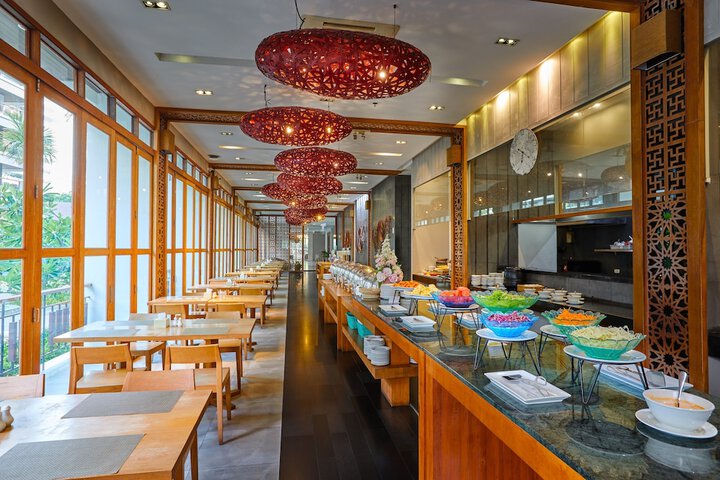 Dining 123 of 165