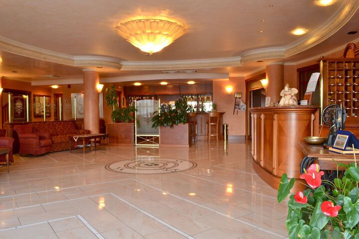 Hotel Interior 3 of 41