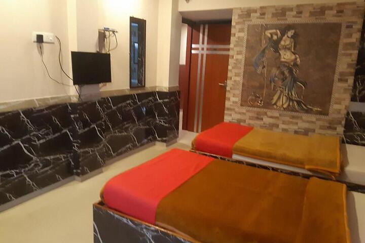 OYO Hotel Executive Inn
